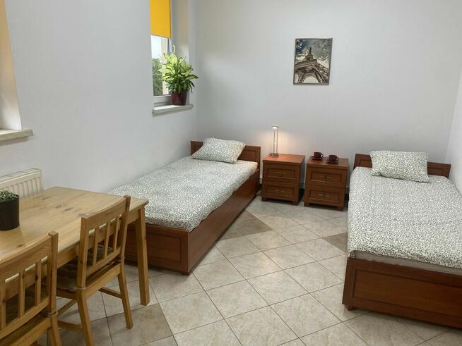 HOTEL HOSTEL Wrocław DUŻY MONITOROWANY BEZPŁATNY PARKING