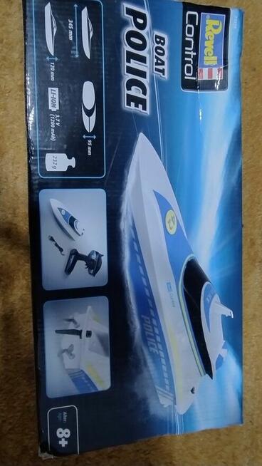 Motorówka zdalnie sterowana