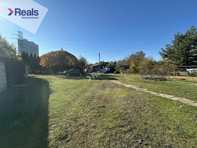 Duża działka pod inwestycję na Bielanach