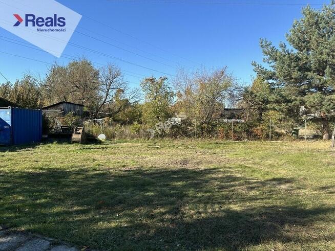 Duża działka pod inwestycję na Bielanach