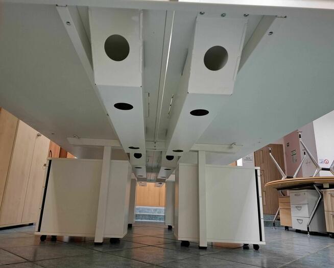 Biurko 6 stanowiskowe Maro 420x160 białe - duża ilość