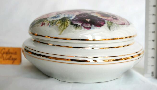 Bombonierka, szkatułka, porcelana Ćmielów, vintage, kwiaty