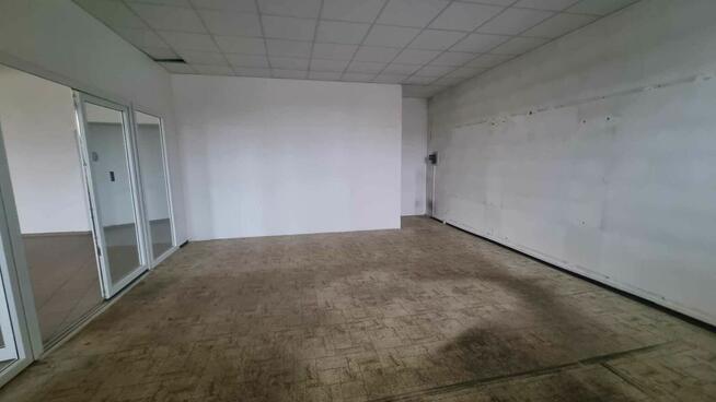 Karvina-Czeska Republika - lokale handlowo-usługowe.