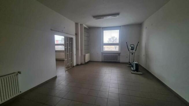 Karvina-Czeska Republika - lokale handlowo-usługowe.