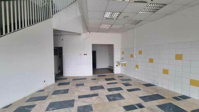 Karvina-Czeska Republika - lokale handlowo-usługowe.