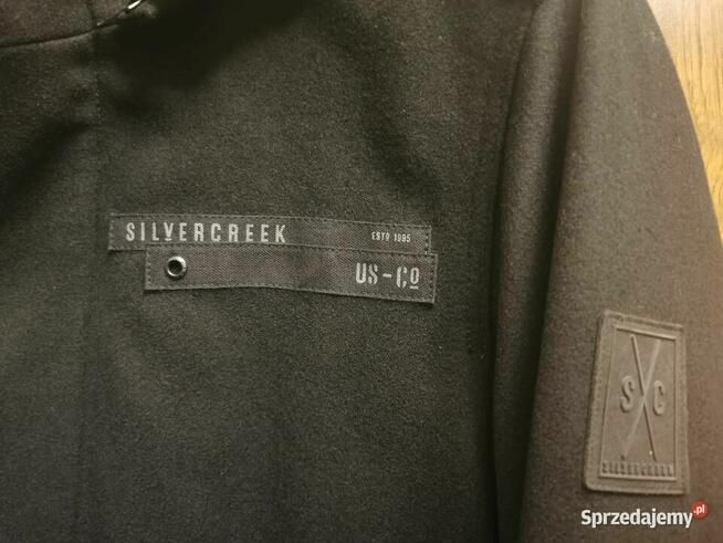 Piękna kurtka z kapturem na podpince Rozm XL NOWA z metką