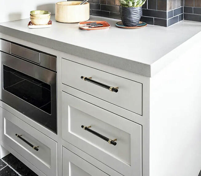 Nowoczesny uchwyt meblowy reling z serii NewRING