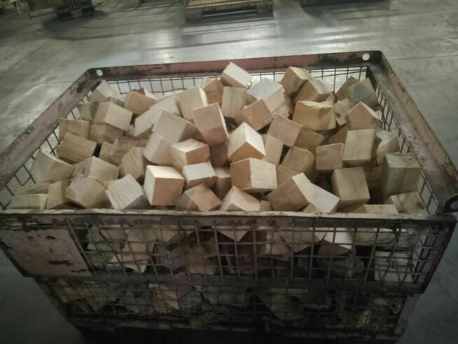 Producent deski paletowej oraz klocka paletowego.