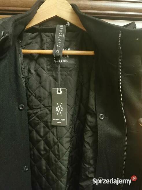 Piękna kurtka z kapturem na podpince Rozm XL NOWA z metką