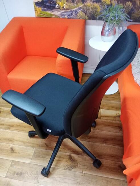 Fotel ergonomiczny Profim VERIS czarny fotele krzesła