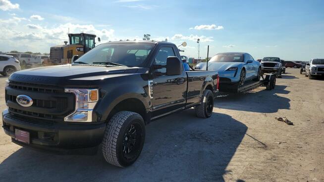 auta z usa Jesteśmy bezpośrednim dealerem z Miami