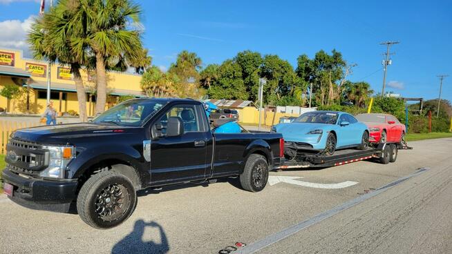 auta z usa Jesteśmy bezpośrednim dealerem z Miami