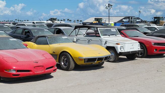 auta z usa Jesteśmy bezpośrednim dealerem z Miami