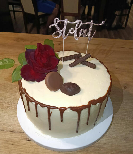 Domowe ciasta, torty tradycyjne, babeczki, rurki i desery