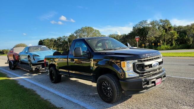 auta z usa Jesteśmy bezpośrednim dealerem z Miami