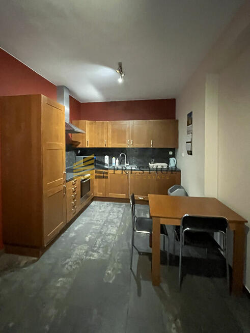 Przestronny lokal 121m2 z ogrodem zimowym - Wola