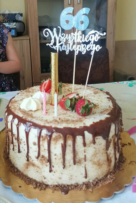 Domowe ciasta, torty tradycyjne, babeczki, rurki i desery