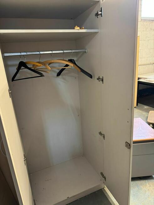 Szafa ubraniowa SZARA zamykana na klucz szafy ubraniowe do