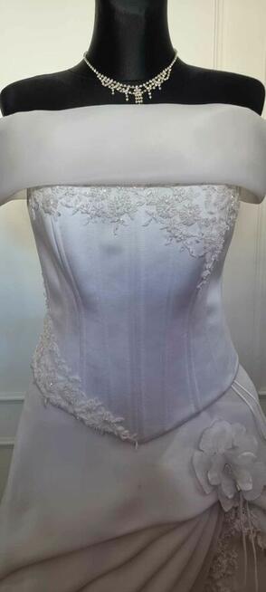 Sprzedam Tanio sukienkę ślubną rozmiar 40-42