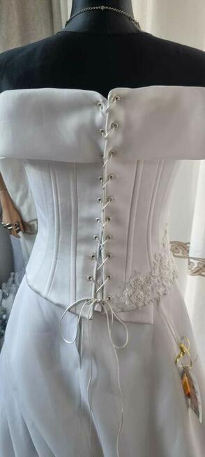 Sprzedam Tanio sukienkę ślubną rozmiar 40-42