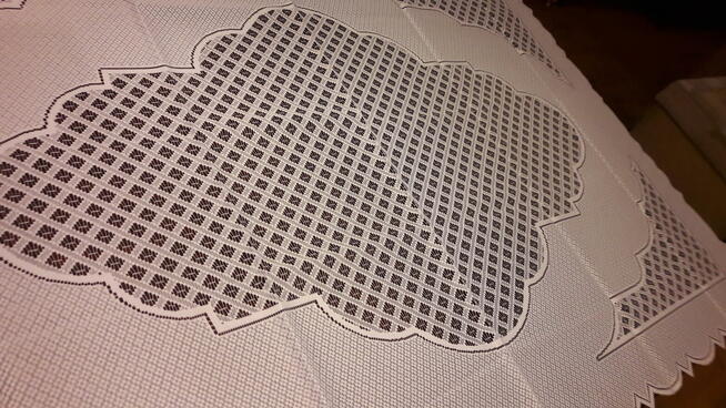 Obrus żakardowy biały 100 x 150 serweta nakładka