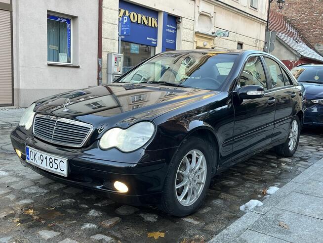 Sprzedam Mercedes Benz c200