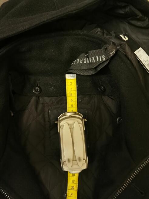 Piękna kurtka z kapturem na podpince Rozm XL NOWA z metką