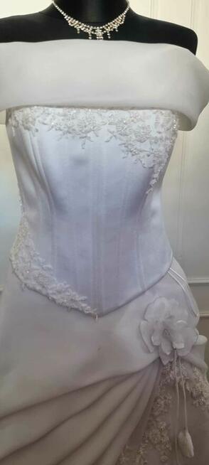 Sprzedam Tanio sukienkę ślubną rozmiar 40-42