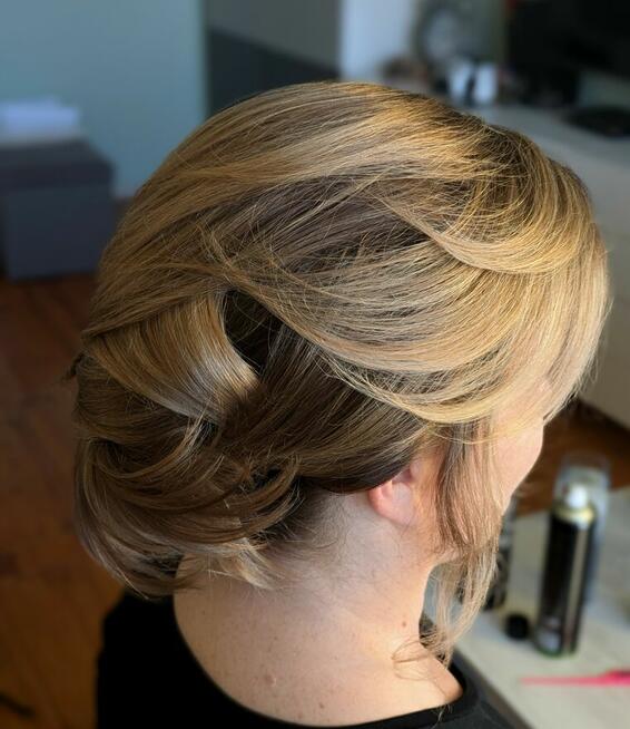 Fryzjer mobilny ,fryzury okolicznosciowe