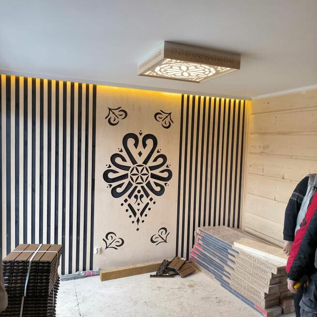 Lamele ścienne ze wzorem styl góralski