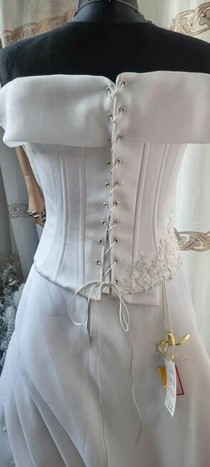 Sprzedam Tanio sukienkę ślubną rozmiar 40-42