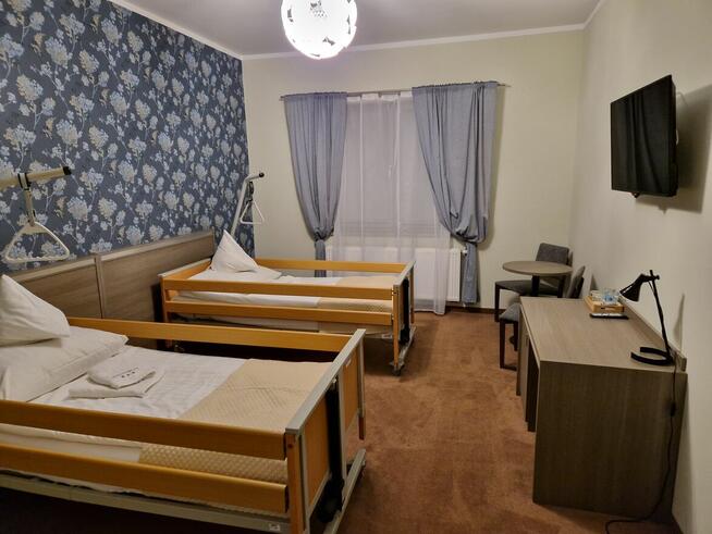 OPIEKA NAD SENIORAMI - DOM SENIORA C.M. MAGNOLIA w JAWORZE