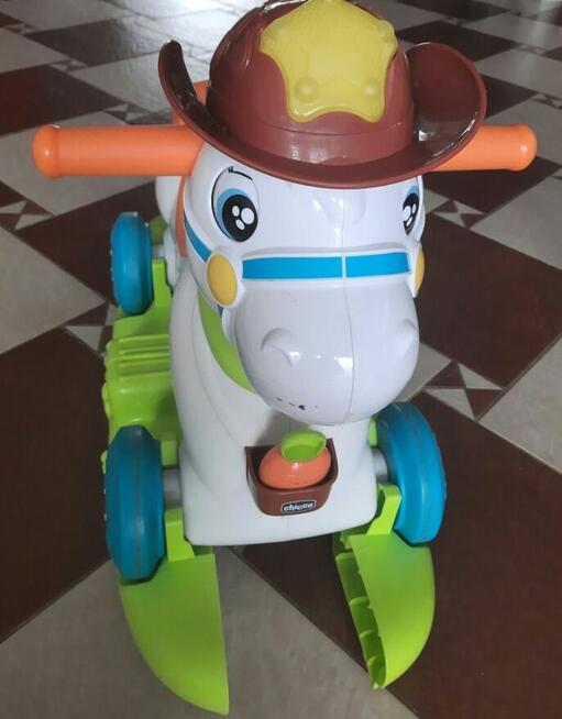 Interaktywny konik na płozach