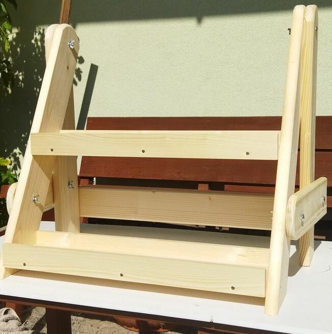 Stojak , regał do eksponowania słoików z miodem