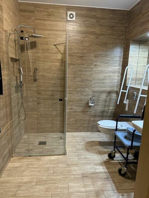 OPIEKA NAD SENIORAMI - DOM SENIORA C.M. MAGNOLIA w JAWORZE