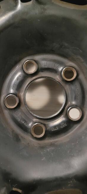 4 x Felga 5J x 14 ET 35 czarne stalowe 14 cali Volkswagen