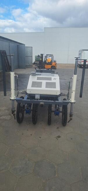 Rozkładarka do betonu Manipav M200E – Przebieg tylko 83h!