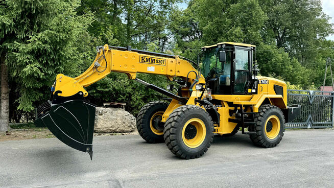 Ładowarka teleskopowa KMM 930T