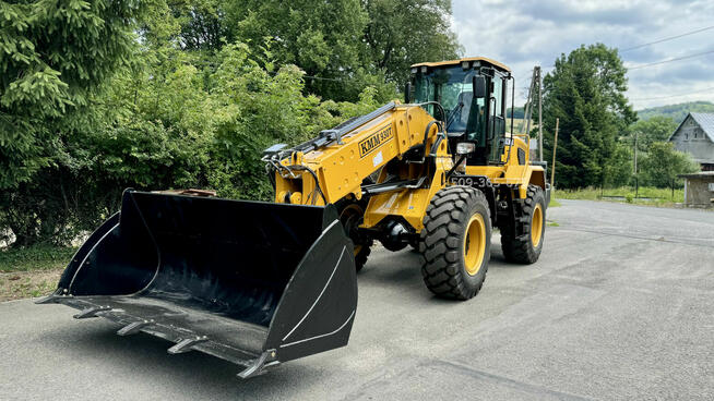 Ładowarka teleskopowa KMM 930T