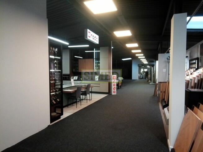 Handel i usługi wyposażenie wnętrz ,parking