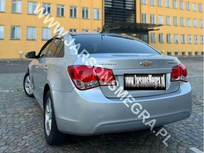 Chevrolet Cruze 1.6 Manual