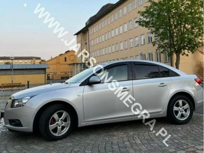 Chevrolet Cruze 1.6 Manual