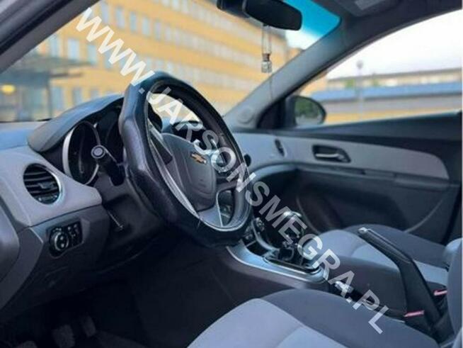 Chevrolet Cruze 1.6 Manual