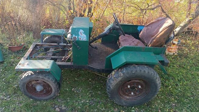 Traktorek sprzedam (Esiok, Papaj, Sam)