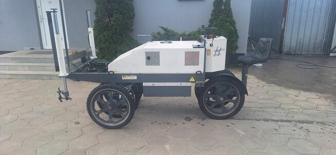 Rozkładarka do betonu Manipav M200E – Przebieg tylko 83h!