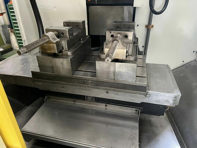 FANUC Robodrill Alfa T10 B 1995 gwintujące centrum obróbcze
