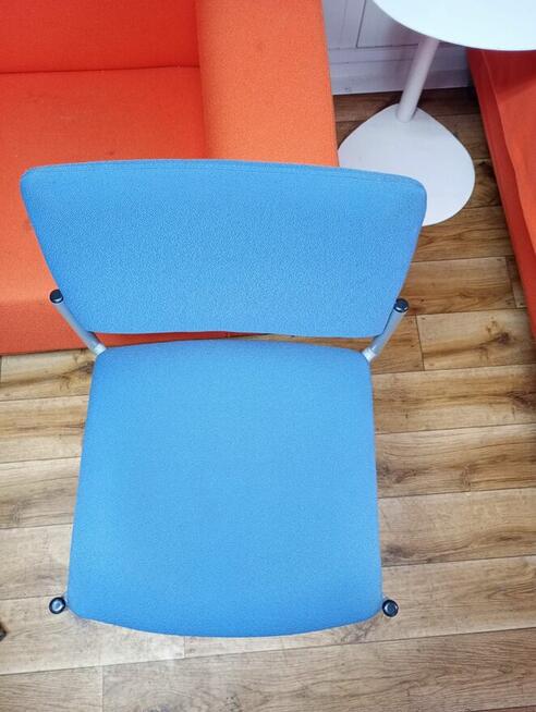 Krzesło konferencyjne niebieskie krzesła konferencyjne