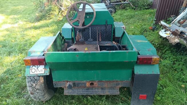 Traktorek sprzedam (Esiok, Papaj, Sam)