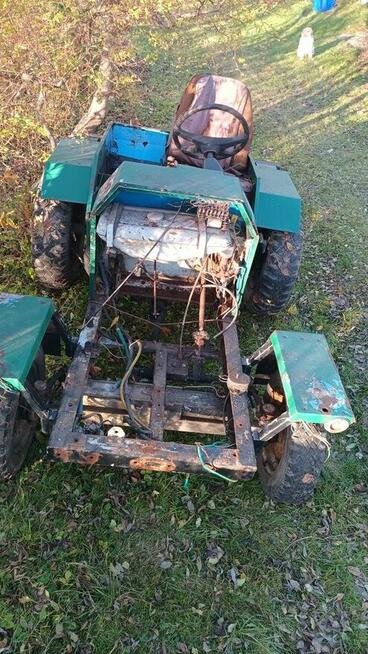 Traktorek sprzedam (Esiok, Papaj, Sam)