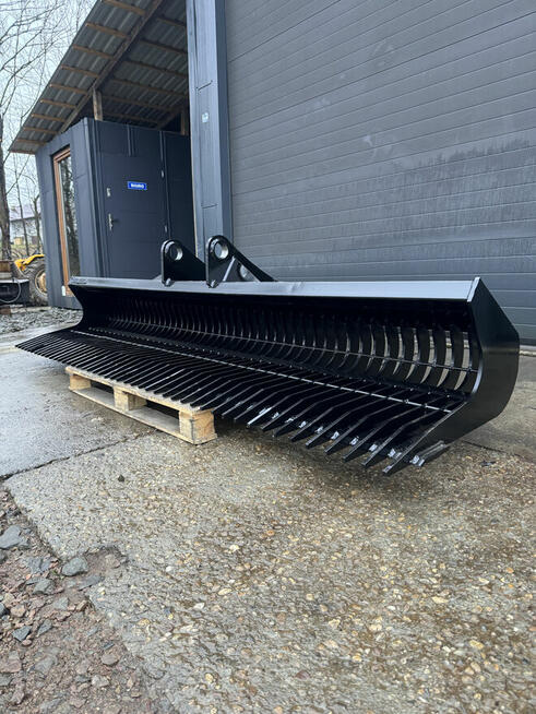 Łyżka skarpowa ażurowa, grabie 300cm 9-12t